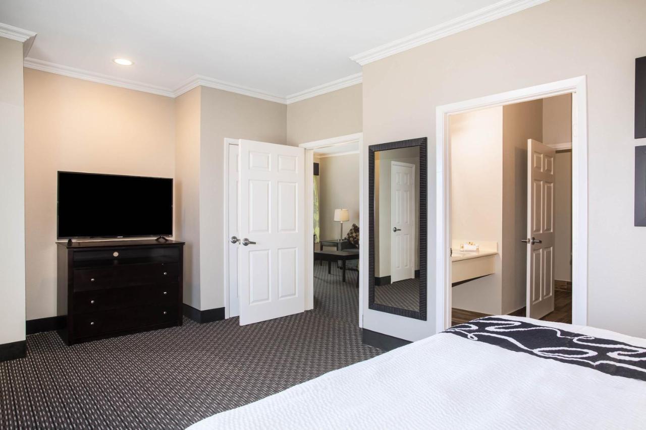 Hotel La Quinta By Wyndham Houston - Magnolia Extérieur photo